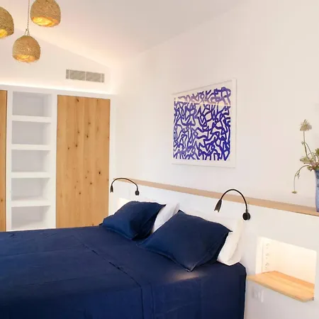 Modern With Private Pool And Sea Views